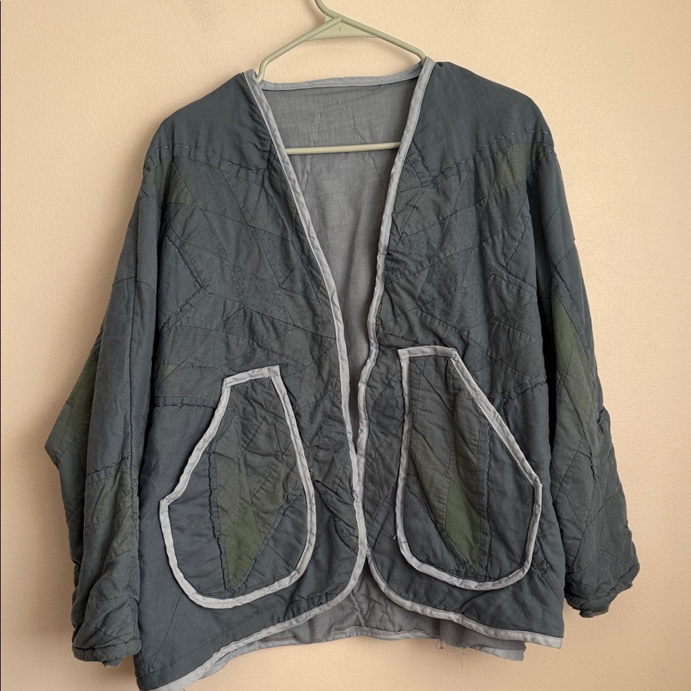Preowned Handmade Women’s OS Oversized Quilted  Lightweight Jacket